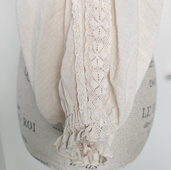 Spell Harmony Crochet Crop Peasant Blouse - Picture 7 of 15